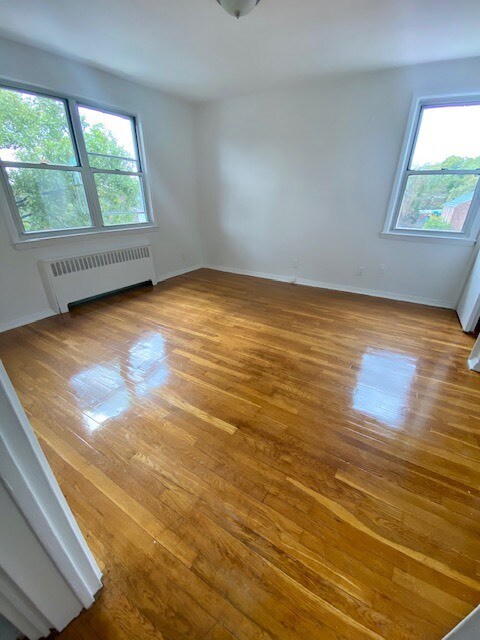Photo - 157 White Plains Rd
