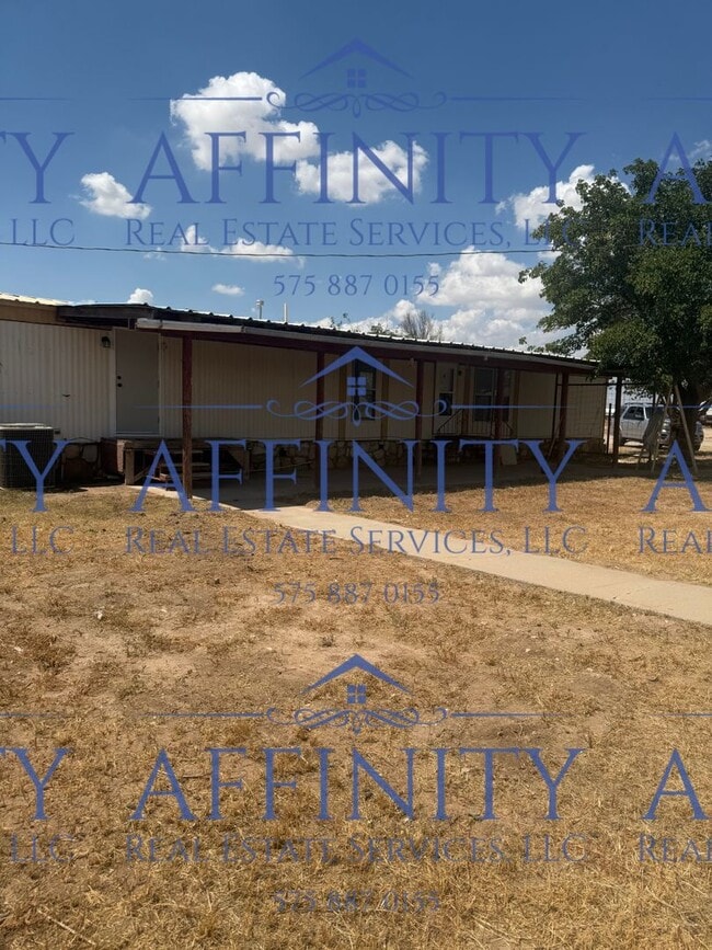 Photo - 328 E Derrick Rd Unidad 328 E. Derrick # A