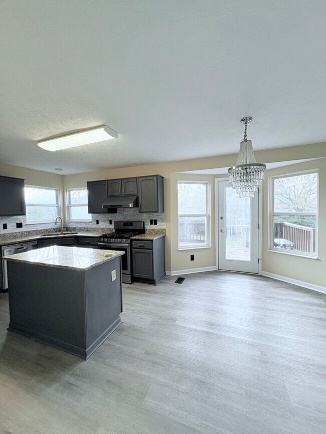 Photo - 4BR w/ Deck Near Blacklick Woods