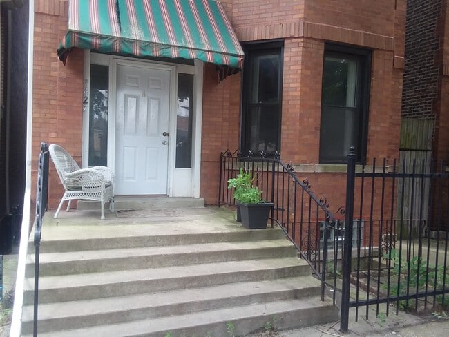 Photo - 3427 S Union Ave Apartments Unit 3427-1