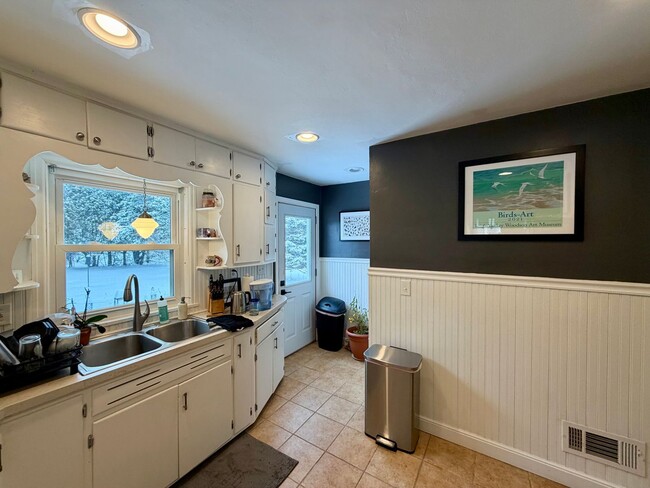 Photo - 3 Bed 1.5 Bath Single Family Home in Scholfield