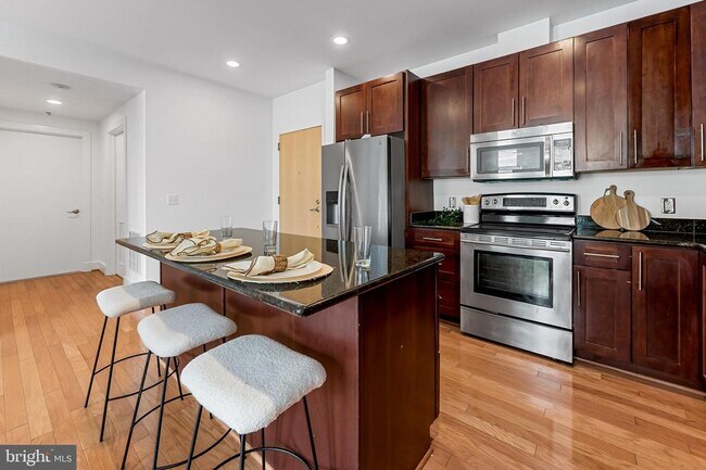 Photo - 2772 Lighthouse Point E Unit 211
