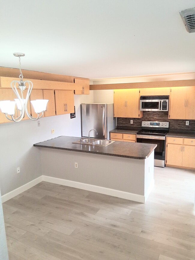Building Photo - 6221 62nd Way Rental