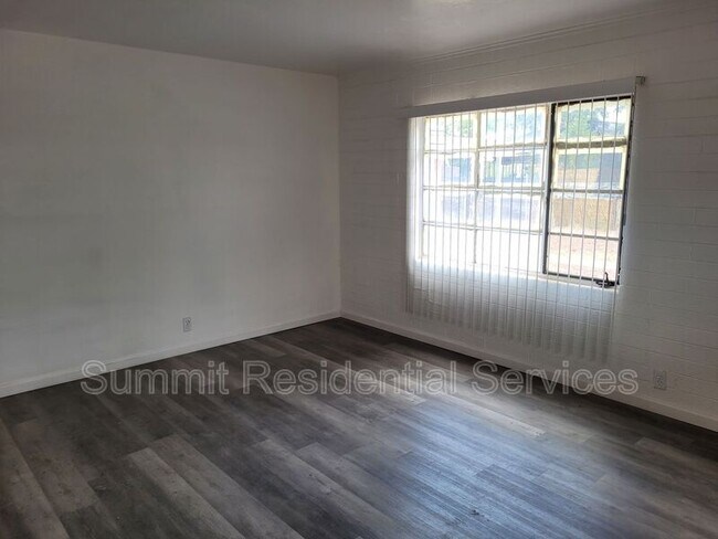 Photo - 2733 Sunland Vista