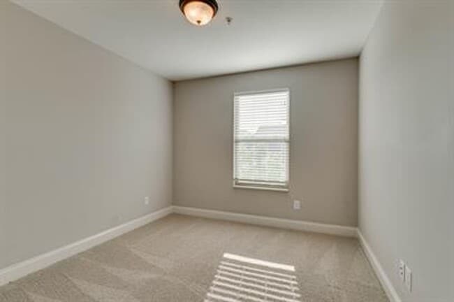 Photo - Hendersonville Townhouse - Great location!