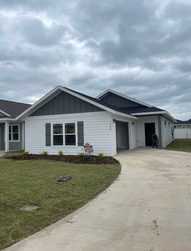 Photo - 1739 SW 248th Dr