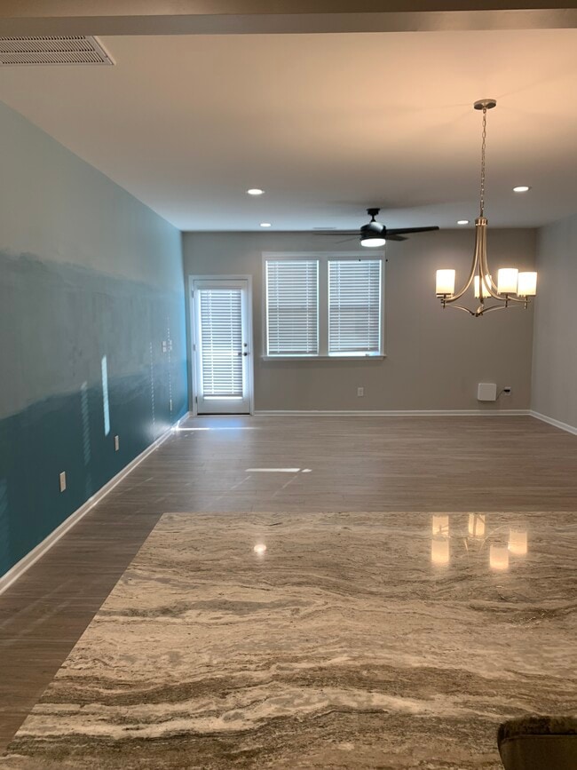 Great Room/Dining - 1353 Fitchie Pl