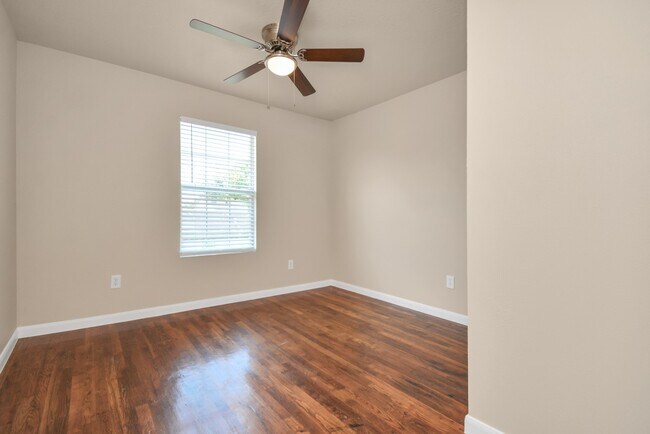 500 W Pitts Ave Unit 302