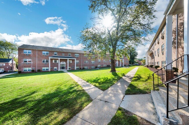 Photo - Carlwynne Manor Apartment Homes