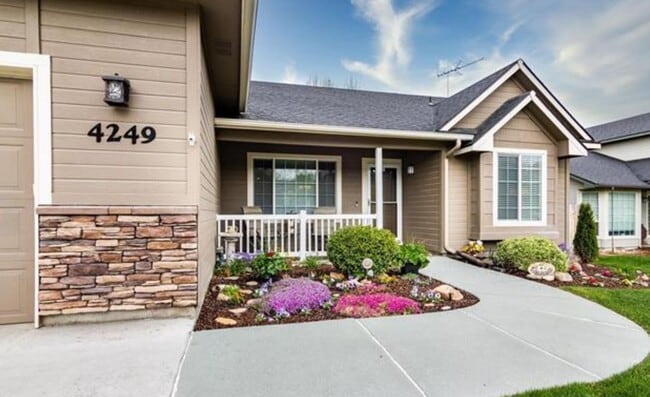 Photo - 3 Bed 2 Bath Nampa
