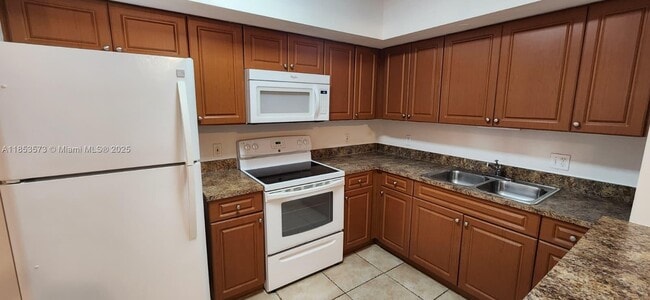 Photo - 115 SW 42nd Ave Unit 407