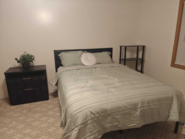 Photo - 501 W Hill St