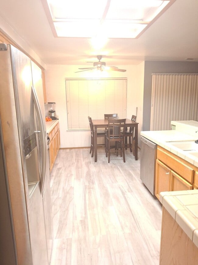 Photo - Just waiting for you !