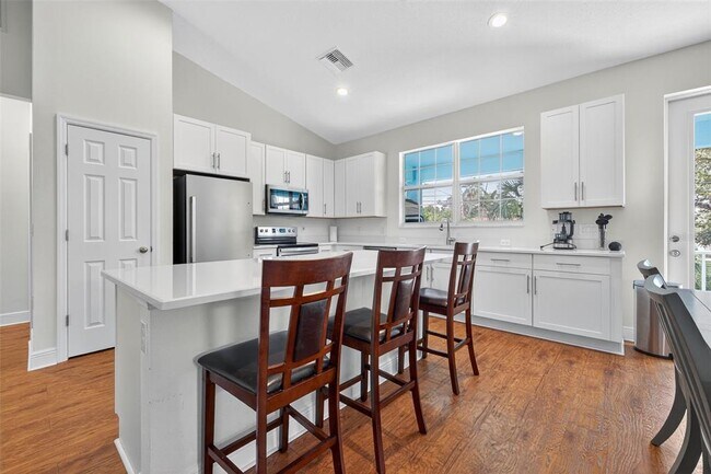 Photo - 2650 Tifton St S