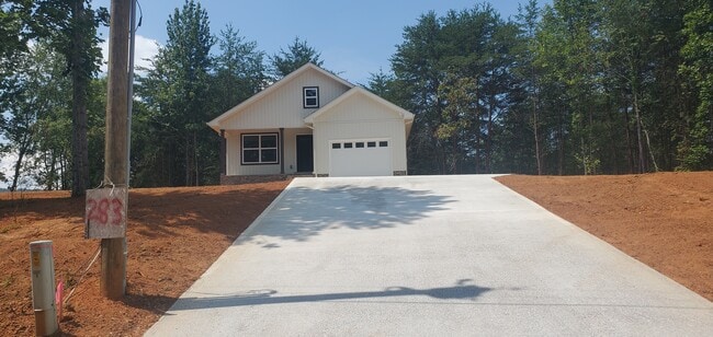 Building Photo - 283 Hidden River Ave