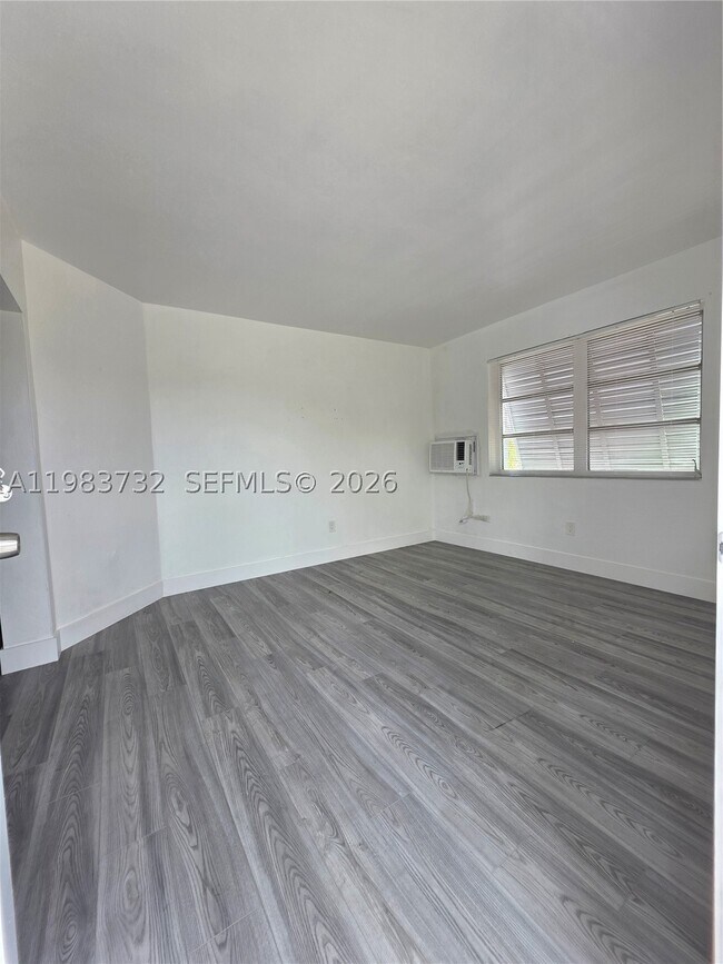71 Esplanade D Espl Unit D