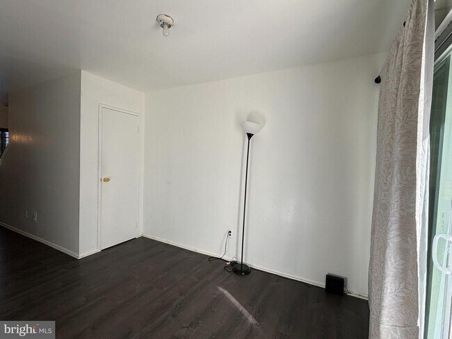 Photo - 2404 Bayberry Ct