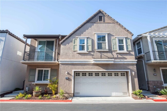 Building Photo - 2889 Plaza del Amo