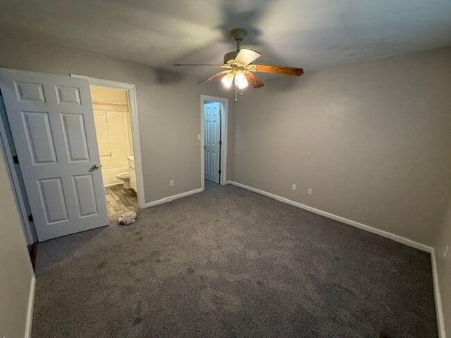 1248 Cross Creek Cir