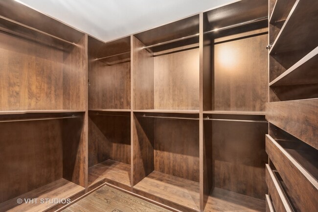 Photo - 541 N Fairbanks Ct Unit 37E