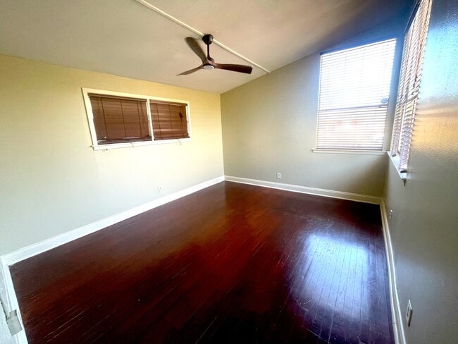 Photo - 7906 Pecan Villas Dr