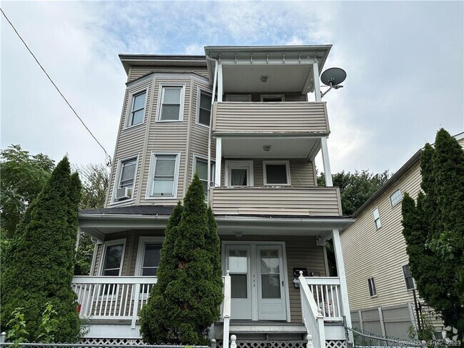 Building Photo - 227 Orland St Rental