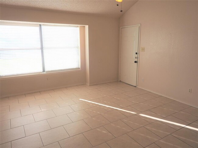 Photo - 1403 Hermitage Dr