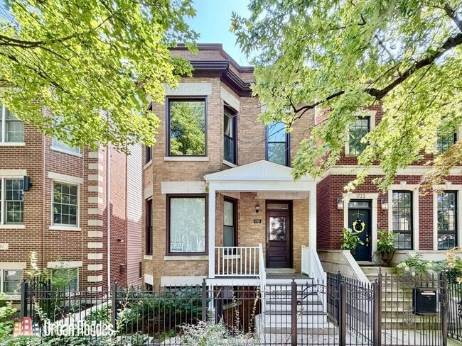 Photo - 1721 W Nelson St Unit J09W