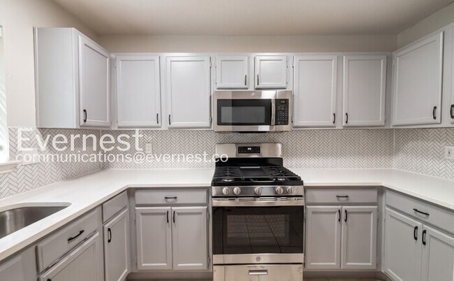 Photo - 4730 Black Rock St