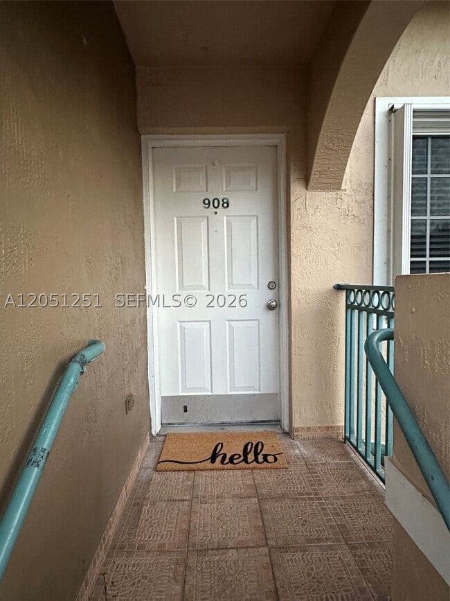 Building Photo - 6466 SW 130th Pl Unit 908