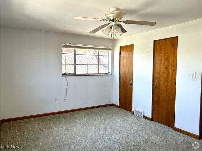 Building Photo - 2201 Pleasant Ave Rental