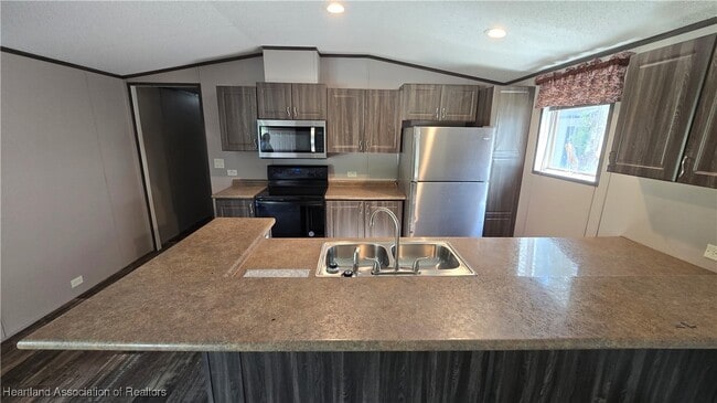 Photo - 20 Crawford Dr