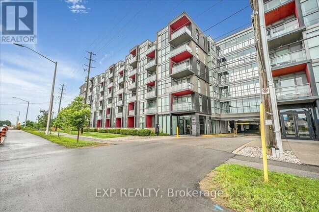 Photo - 5240 Dundas St Unit B318