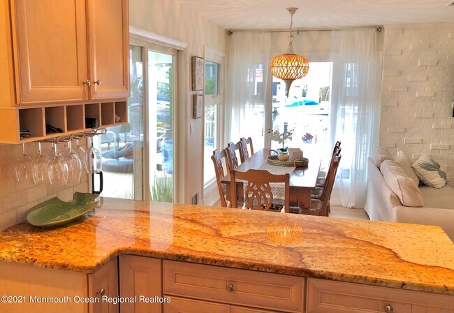 Photo - 362 Venice Dr