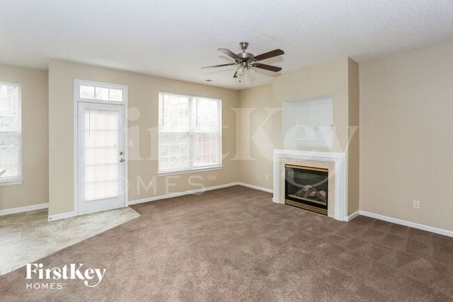 Photo - 6017 Briggs Dr