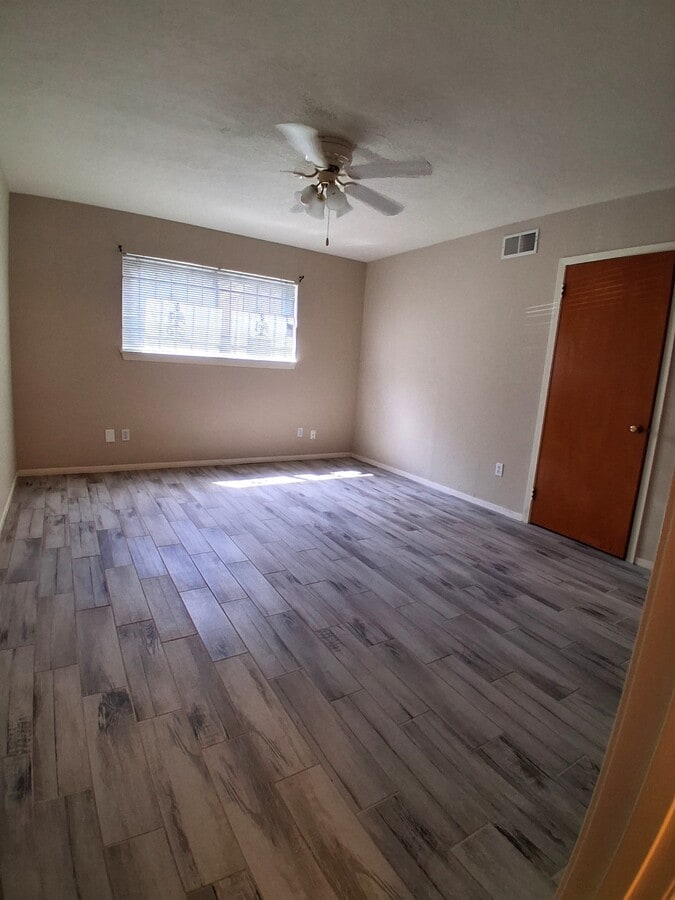 Photo - 7205 Beechnut St Unidad A