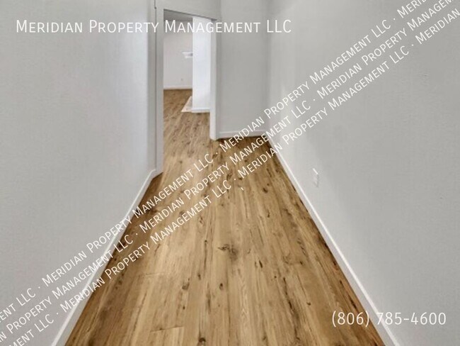 Photo - 2739 137th St