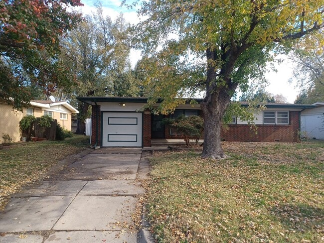 Photo - South Side 3 Bed 1 bath Home with Garage