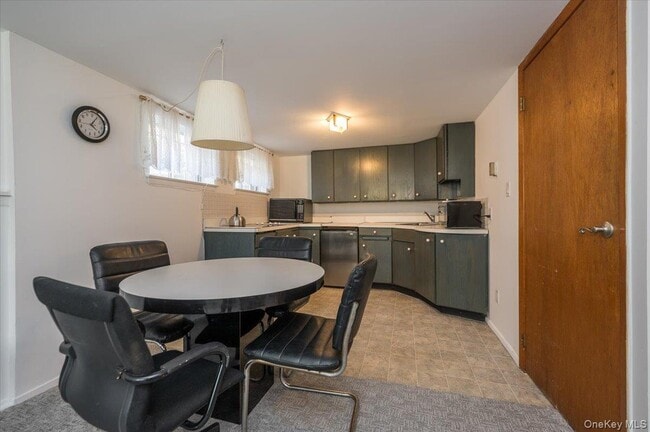 Photo - 67 Cliftwood Dr