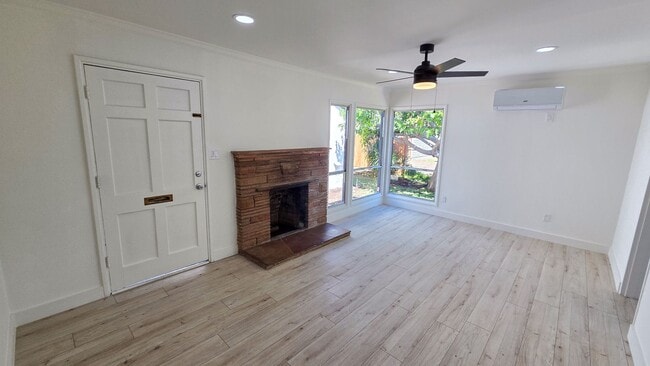 Photo - 13524 Starbuck St