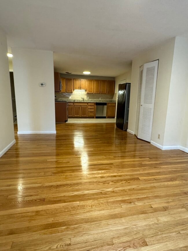111 Babcock St Unit 3