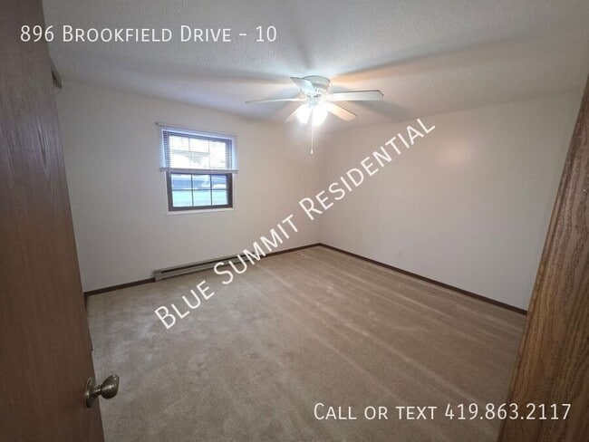 Photo - 896 Brookfield Dr Unidad 10