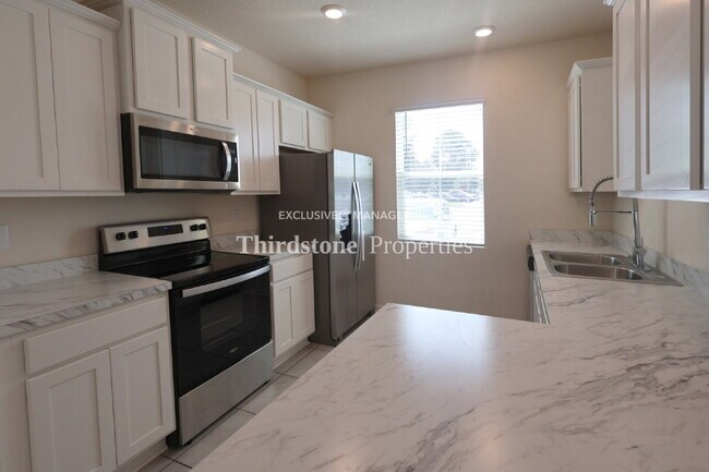 433 Running Wds St