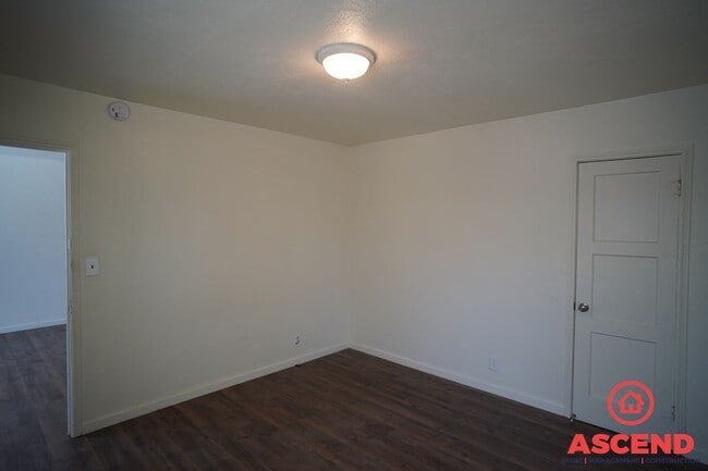 Photo - 2119 Watson St Unidad B