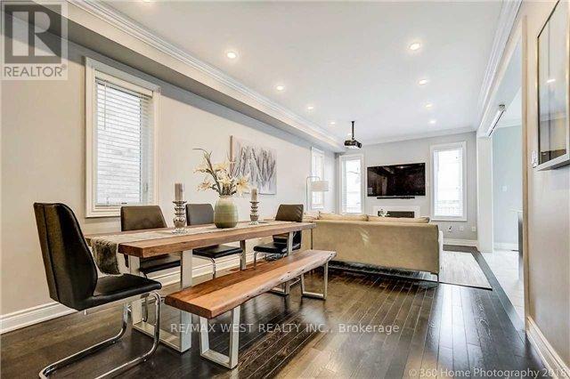 Photo - 309 Moody Dr