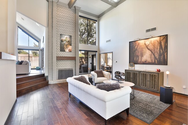 Photo - 1818 Brookchester Dr