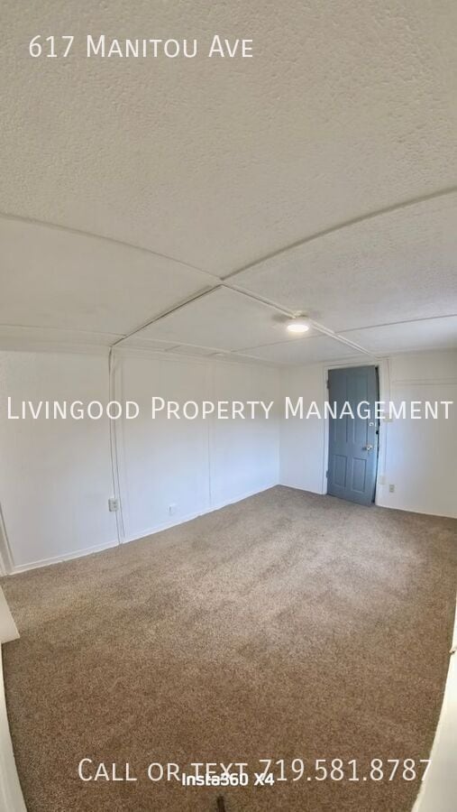 Photo - 617 Manitou Ave