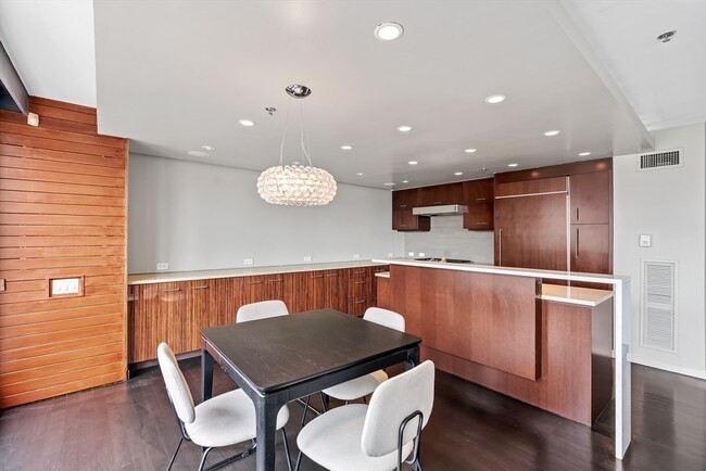 Photo - 1721-1723 Washington St Unit 610