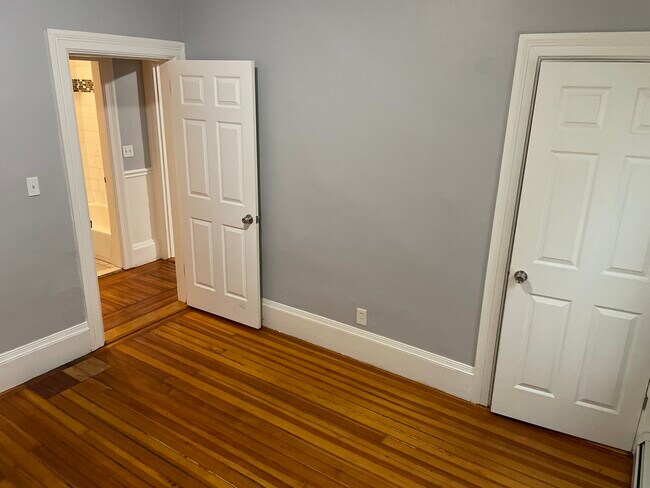 Photo - 163 Norwood Ave Unit 1