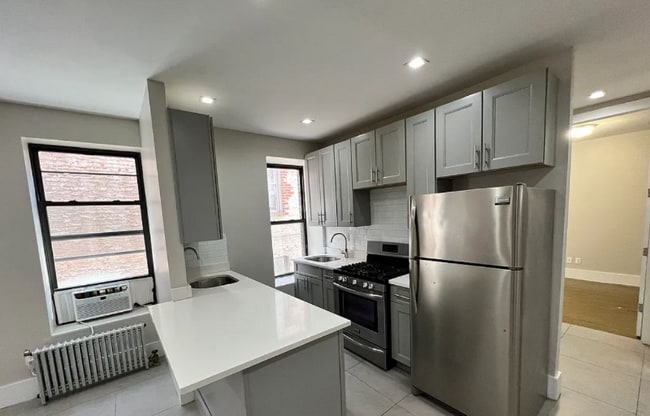 Photo - 520 Crown St Unit 201